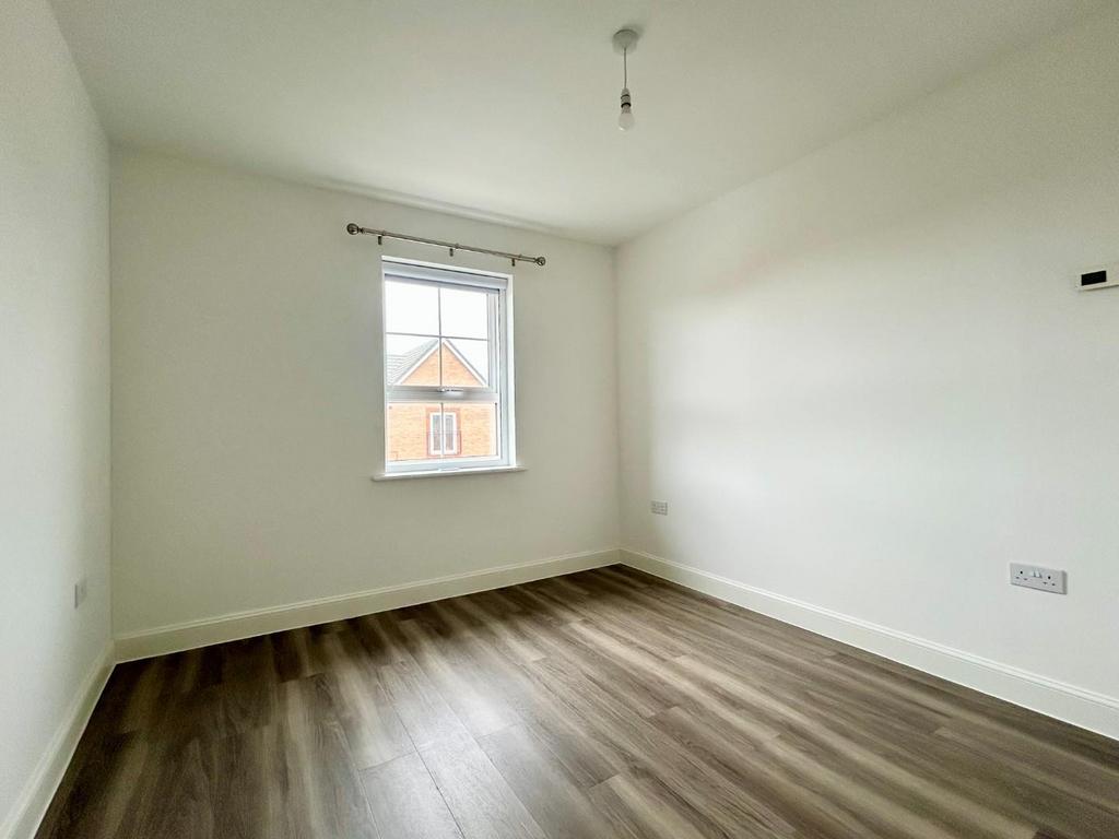 Bedroom 1.jpeg