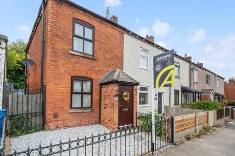 St. Helens Road, Leigh WN7
