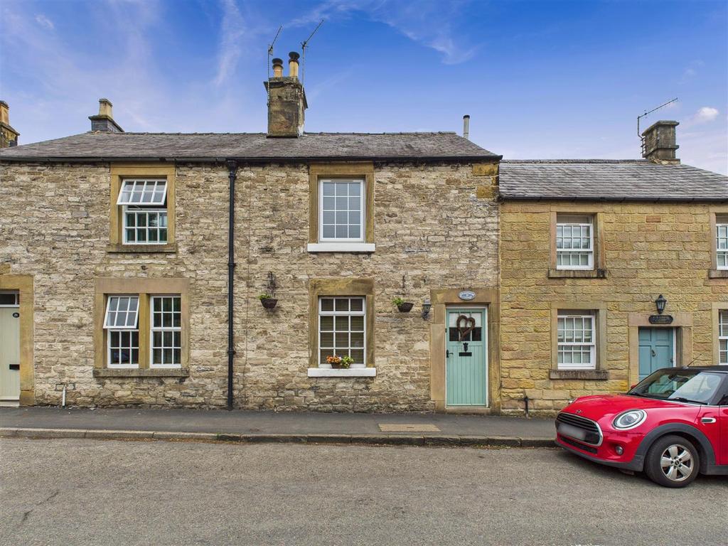 CAM04279 G0-PR0146-STILL002.jpg