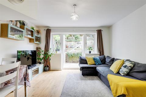 undefined, Bakewell Drive, Top Valley NG5
