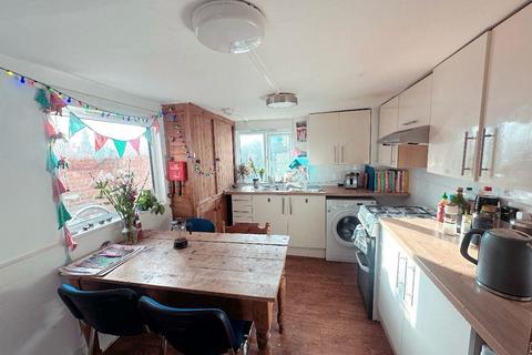 5 bedroom house to rent, Cowley Road Oxford