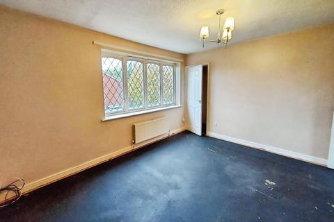1 bedroom flat for sale, Waterslea, Eccles, M30