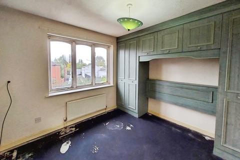 1 bedroom flat for sale, Waterslea, Eccles, M30