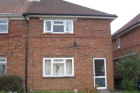 4 bedroom house to rent, Valentia Road