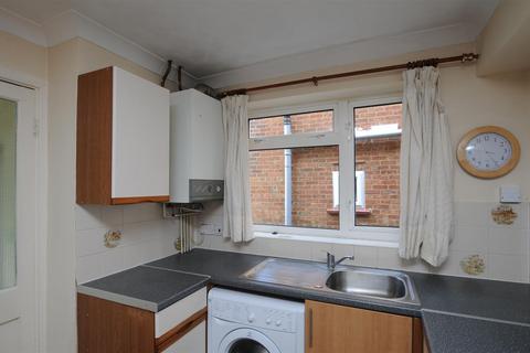 4 bedroom house to rent, Valentia Road