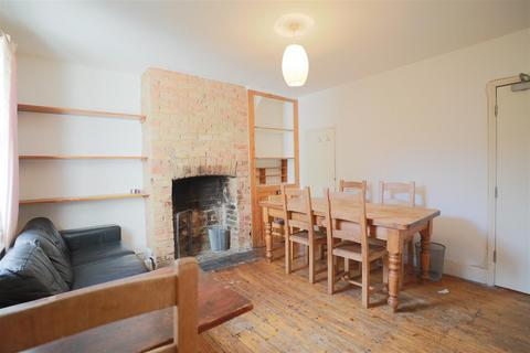 4 bedroom house to rent, St Marys Road