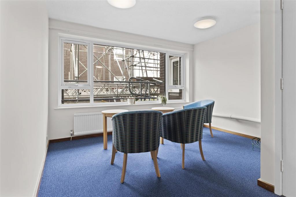 First Floor Com Landing Area