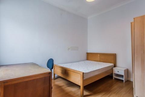 4 bedroom terraced house to rent, Alton Road, Birmingham B29