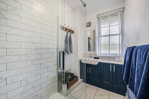 2 bedroom flat for sale, Matilda House, St Katharine Docks, London, E1W