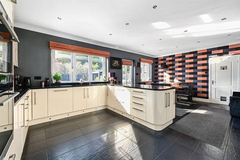 undefined, Salisbury Grove, Camberley GU16