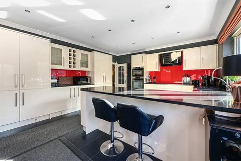 undefined, Salisbury Grove, Camberley GU16