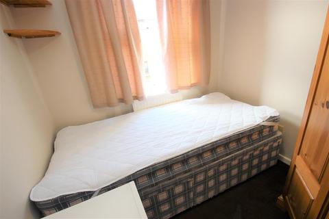 undefined, Monard Terrace, Denmark Street