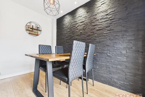 2 Bilberry Grove, Buckley, CH7 2RE