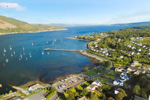 Upper Burnside Villa,  Shore Road,  Sandbank,  Dunoon,  PA23 8QB