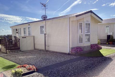 2 bedroom static caravan for sale, Two Bed Delta Superior (40x13) 2016 PRE-LOVED Robin Hood Park, Malvern WR13