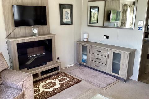 2 bedroom static caravan for sale, Two Bed Delta Superior (40x13) 2016 PRE-LOVED Robin Hood Park, Malvern WR13
