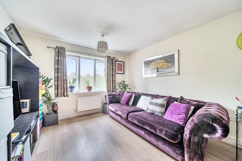 undefined, Scholars Place, Walton-On-Thames, KT12