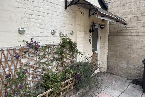2 bedroom maisonette for sale, The Butts, Chippenham