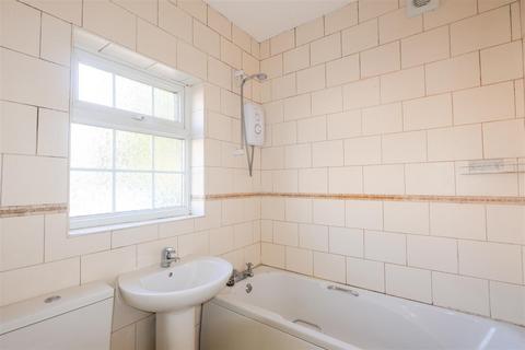 3 bedroom end of terrace house for sale, Wakeman Road, Ripon