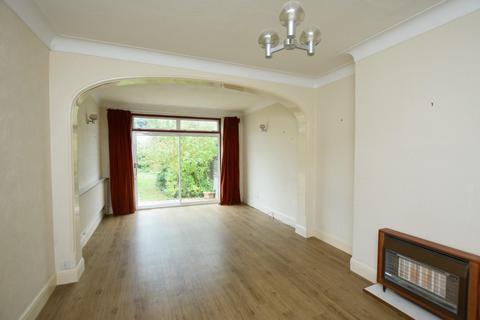 5 bedroom house to rent, Byron Avenue, London, E18