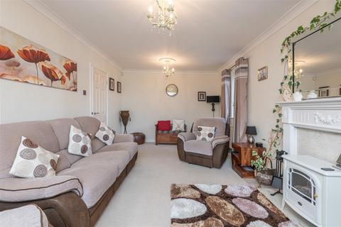 2 bedroom detached bungalow for sale, Mayster Grove, Brighouse
