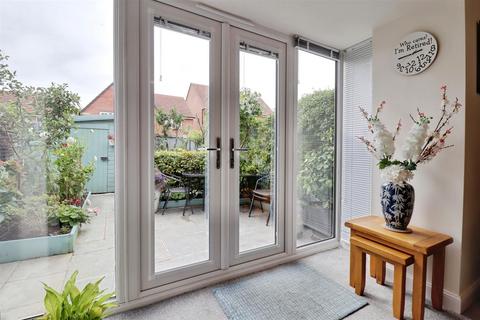 3 bedroom townhouse for sale, Meadow Brown Place, Sandbach