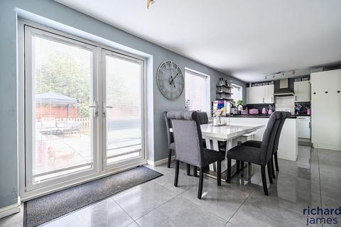 undefined, Polesdon Avenue, Swindon, SN3