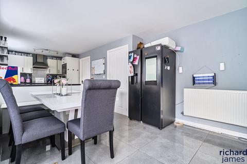 undefined, Polesdon Avenue, Swindon, SN3