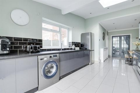 undefined, Doncaster Avenue, Sandiacre NG10