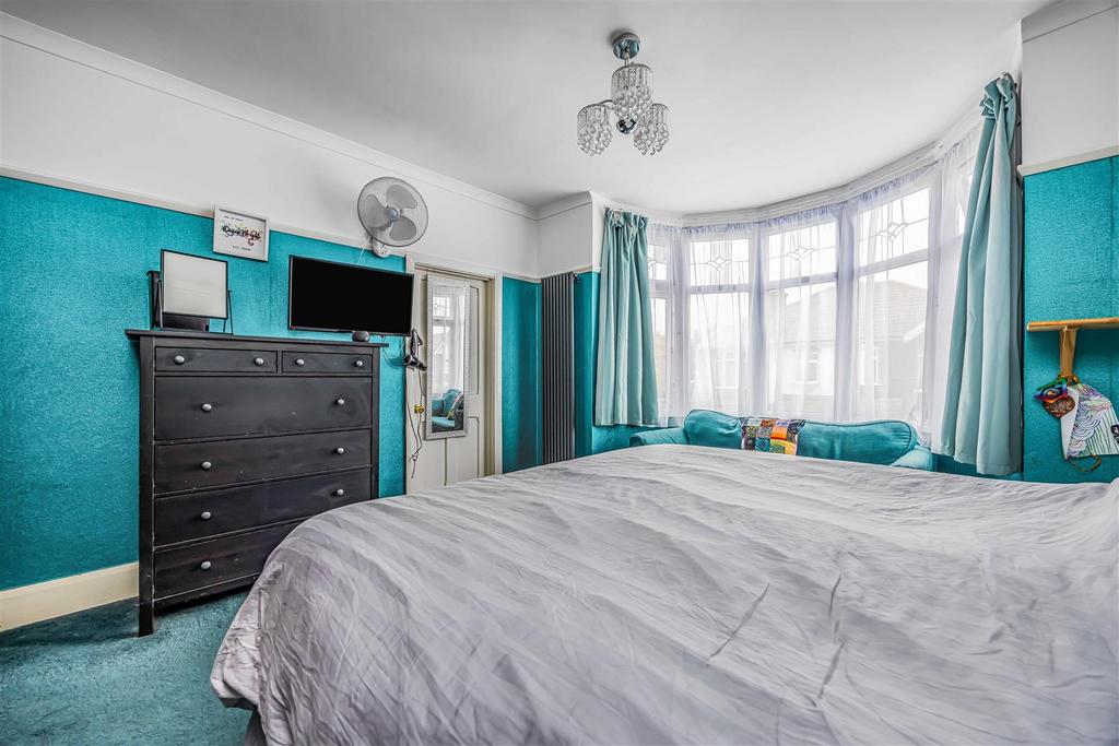 18 Thurbern Road, Portsmouth-Small-Portico Marketin