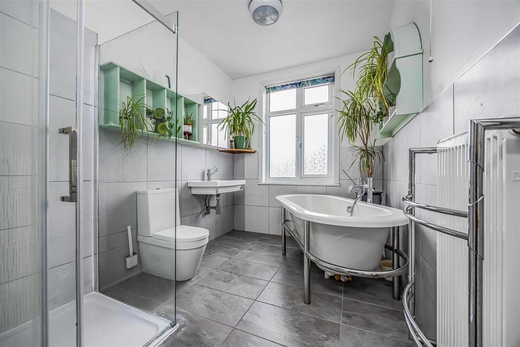 18 Thurbern Road, Portsmouth-Small-Portico Marketin