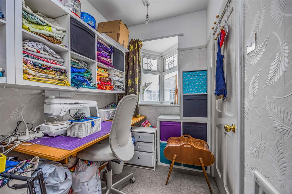 18 Thurbern Road, Portsmouth-Small-Portico Marketin