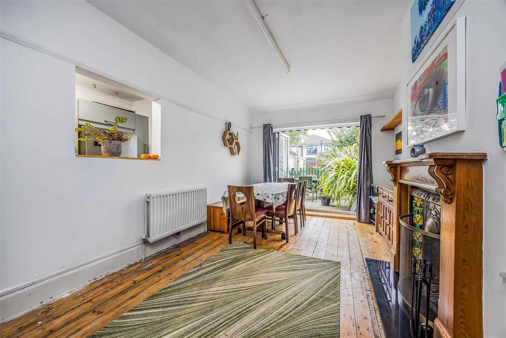 18 Thurbern Road, Portsmouth-Small-Portico Marketin