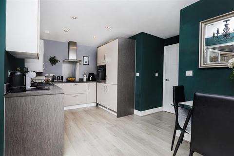 undefined, Tennyson Avenue, Huddersfield HD3