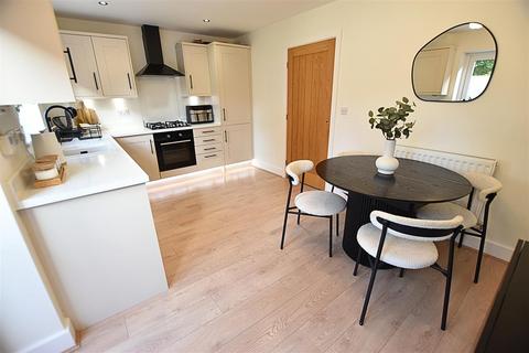 3 Aspen Lane, Laceby, Grimsby, DN37 7EH