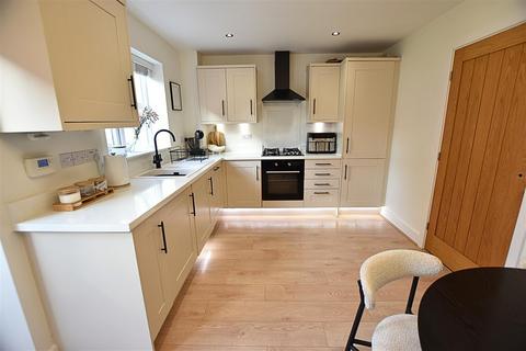 3 Aspen Lane, Laceby, Grimsby, DN37 7EH