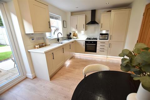 3 Aspen Lane, Laceby, Grimsby, DN37 7EH