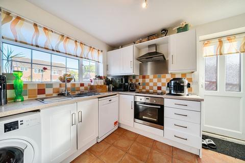 undefined, Tangway, Chineham. Basingstoke RG24 8SU