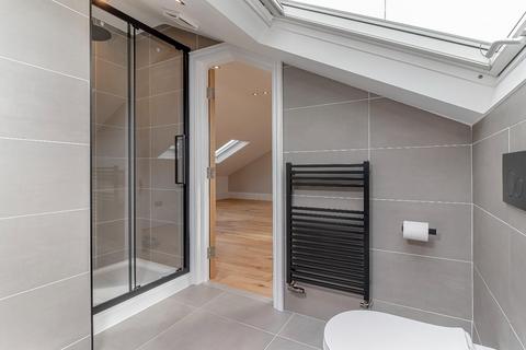 Flat 3, 20 Devonshire Place, Harrogate, HG1 4AA