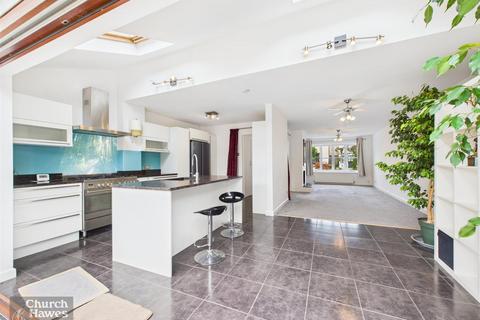 4 bedroom semi-detached house for sale, North Street, Maldon