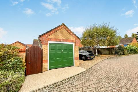 2 bedroom detached bungalow for sale, The Paddocks, Lakenheath IP27