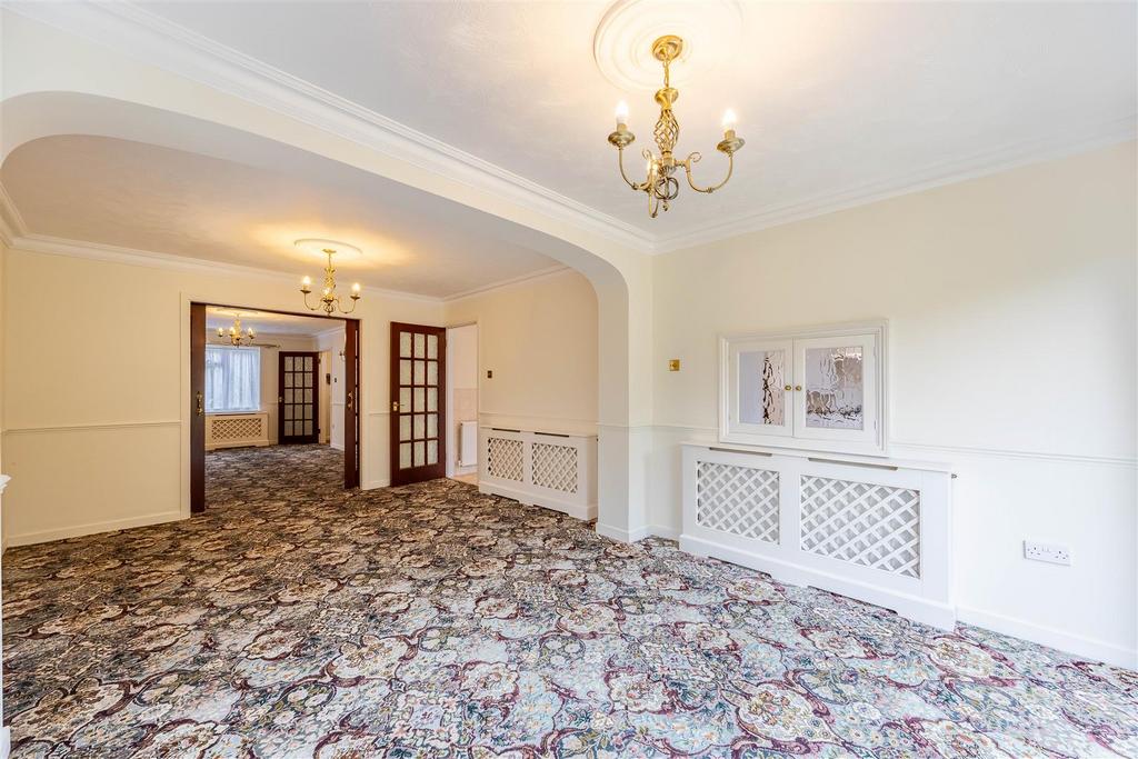 Sitting/Dining Room