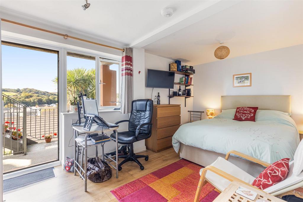 A18 - 64 Vincents Road, Kingsbridge - 251001.jpg