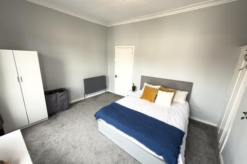 4 bedroom house share to rent, Mansell Road, L6 6AZ,