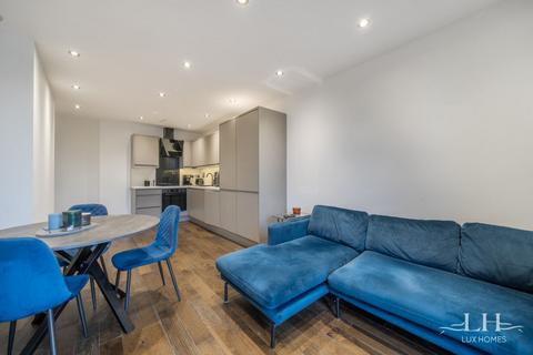 2 bedroom flat for sale, Roth House, Brentwood