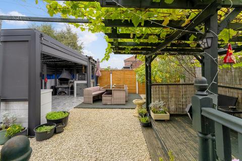 undefined, Derby Road, Widnes WA8