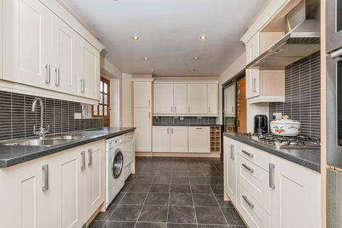 undefined, Carlton Court, West Yorkshire WF5