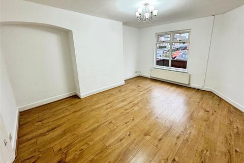 3 bedroom end of terrace house to rent, Hewitt Avenue, West Midlands CV6