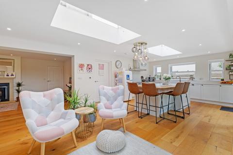 4 bedroom detached house for sale, Ainstey Drive, Sparkford