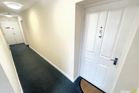 2 bedroom apartment for sale, Ty Levant, Barry CF63